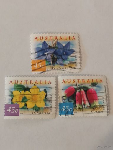 Три марки из серии "Цветы Австралии"