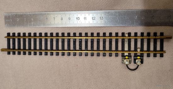 Рельс прямой с контактами питания L=204mm Fleischmann #6001, НО 1:87