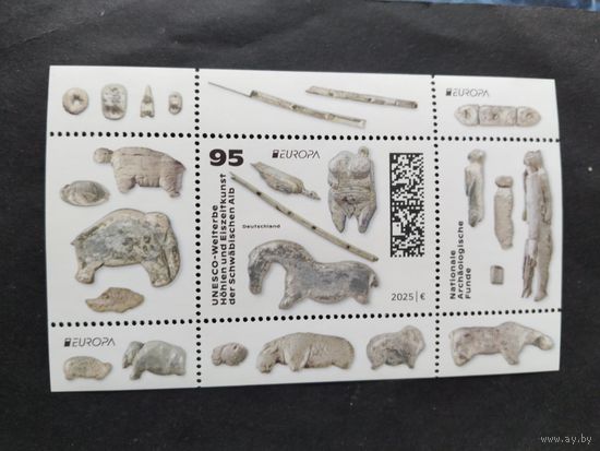 Россия 2025 бл. *Е*