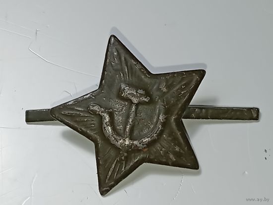 Звезда на пилотку солдата . СССР