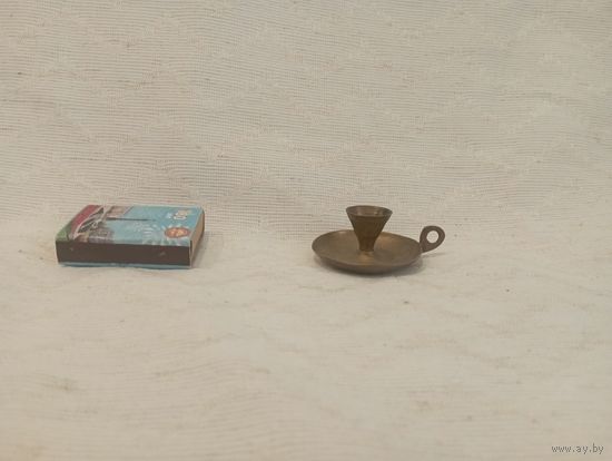 Подсвечник
