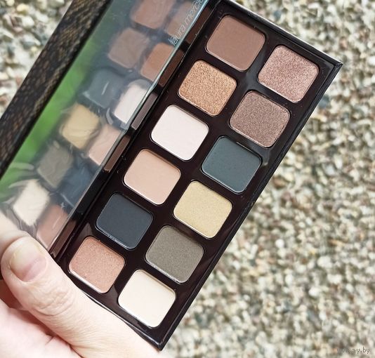 Палетка теней Laura Mercier Eye Art Caviar Colour-Inspired Edition Palette