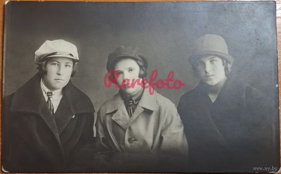 1930 Три подруги студентки ретро студийное фото