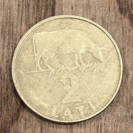 2 лата 1992 Латвия.  Нечастая монета. Аукцион с 1 рубля.