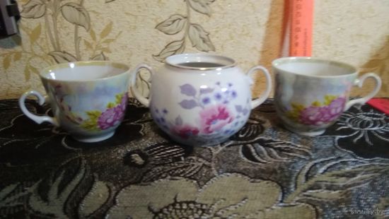 Сахарница + кружки (одним лотом)