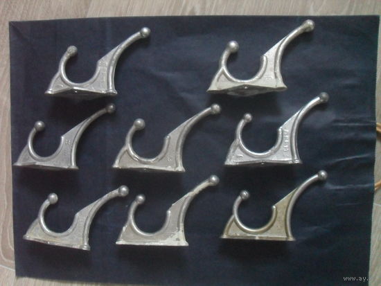 Крючки вешалки.8 шт.
