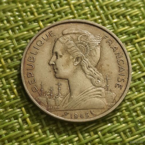 Сомали 20 франков 1965 г. ( последний год чекана, редкий  )