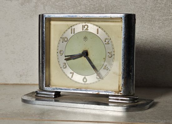 Junghans Германия часы будильник на ходу