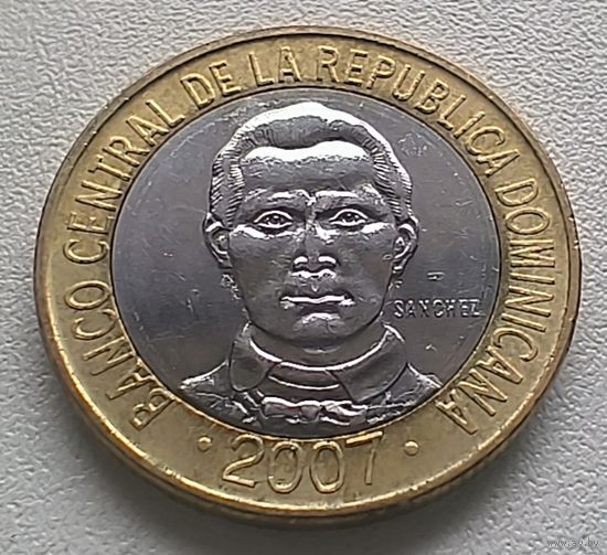 Доминикана 5 песо, 2007  3-11-16