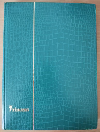 Альбом А4 15 листов - 30 страниц. В хорошем состоянии. Кляссеры целые, но немного топорщатся, один с производственным дефектом (последнее фото)