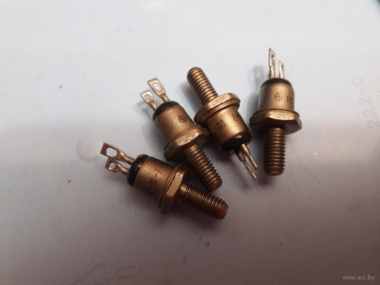 Симисторы  ТС112-10-7 (10А 700В) симметричный тиристор