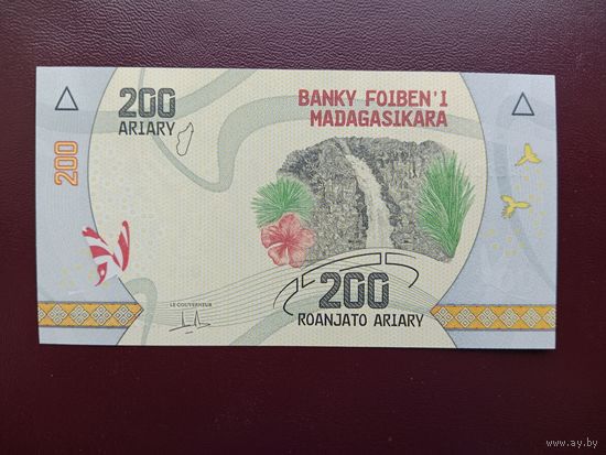 Мадагаскар 200 ариари 2022 UNC