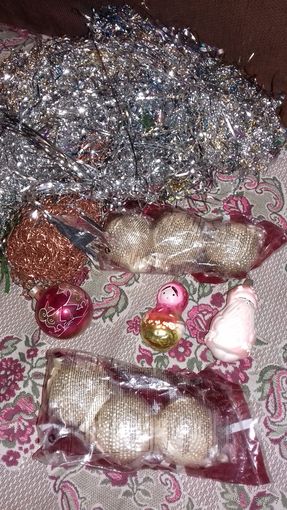 Елочные игрушки С рубля!