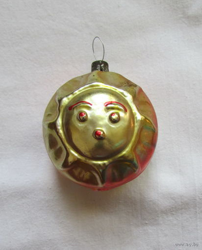 Редкая елочная игрушка "Солнышко двуликое"