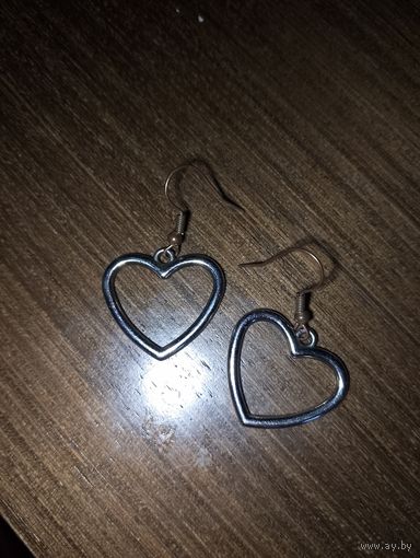 Серьги сердечки