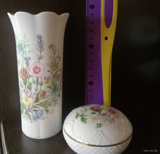 Набор! Фарфоровая вазочка и шкатулка. 2 красивых, фирменных предмета из Англии, для интерьера и коллекции.
