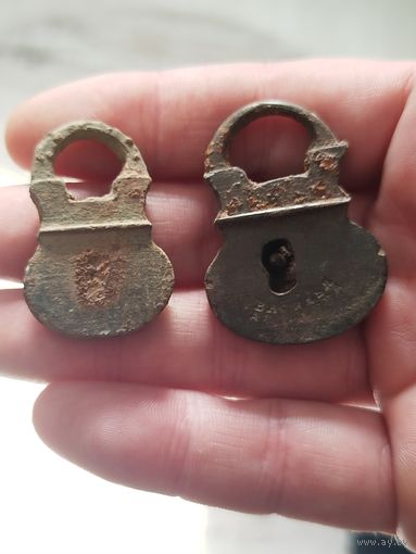2 старинных замка