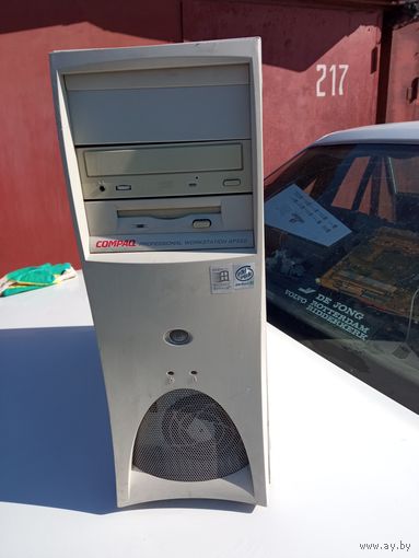 Ретро компьютер сервер Compaq Professional Workstation AP550.