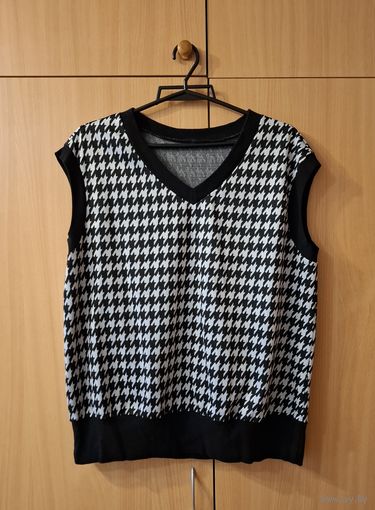 Жилетка женская 54 размера