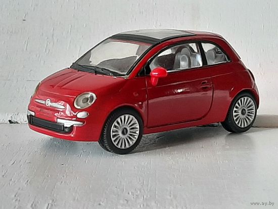 FIAT 500. 1/43. NewRay.