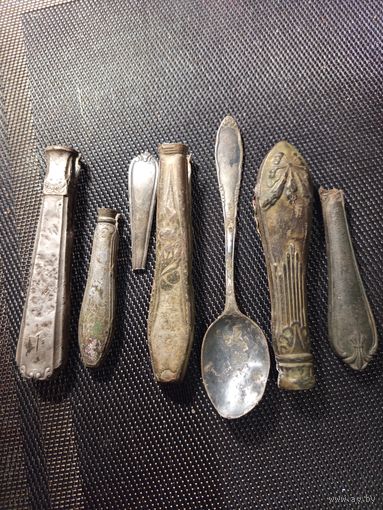 Посеребрены