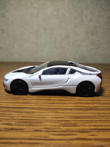 BMW i8 1:43