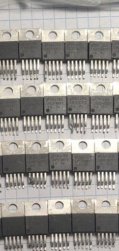 Радиодетали 40шт. -Преобразователь постоянного тока понижающий