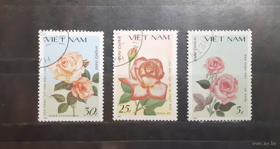 Вьетнам. 1987 год. Флора. Цветы. Розы (267)