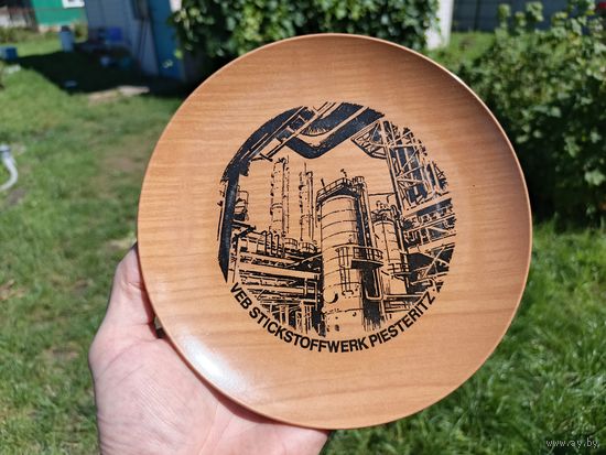 Декоративная тарелка