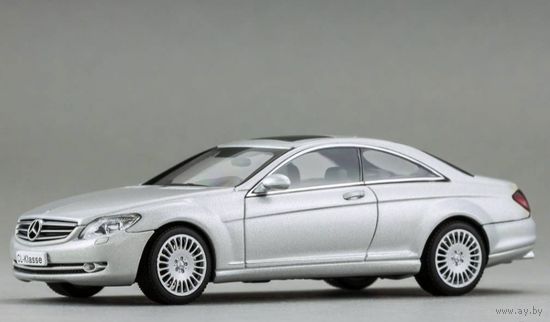 Autoart 1:43. Mercedes-Benz CL500 2006 silver.