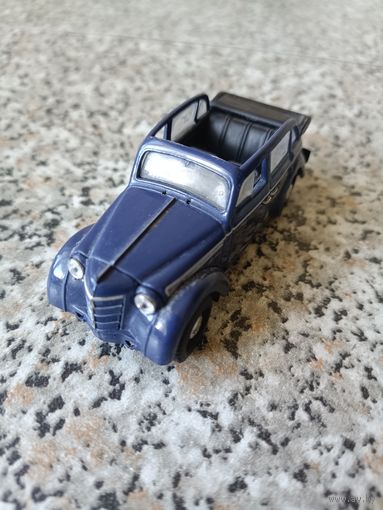 Модель автомобиля Москвич 400-420 (Автолегенды СССР N 6)
