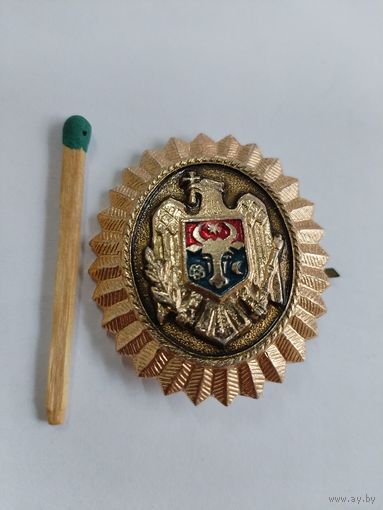 Кокарда офицерская ВС Республики Молдова.