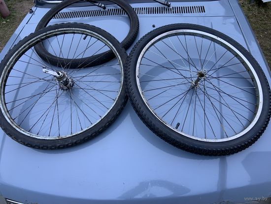 Отличный комплект колёс на 26 см ! для ПЕРВЫХ -конца 40-х, взрослых мужских и женских велосипедов! заднее вообще немецкое