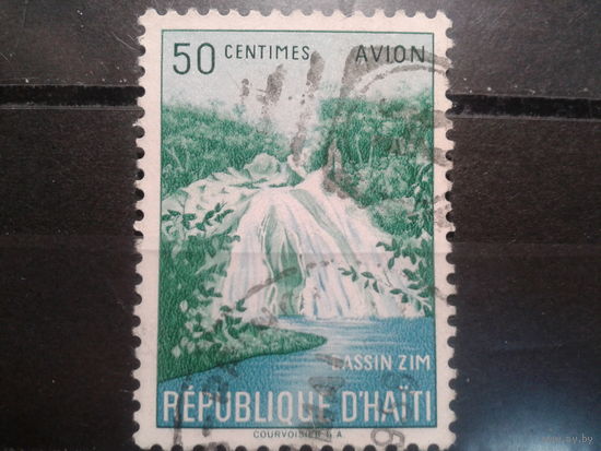 Гаити, 1957. Водопад