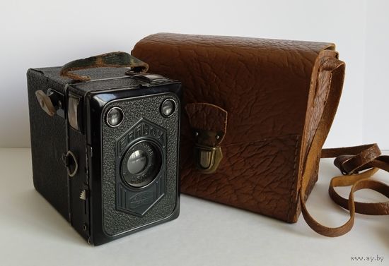 Фотоаппарат ZEISS IKON ERABOX  D.R.P.  (Германия, 1937 г.)