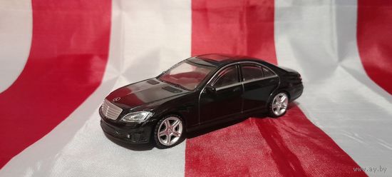 Mercedes-Benz S63 AMG | Rastar 1/43