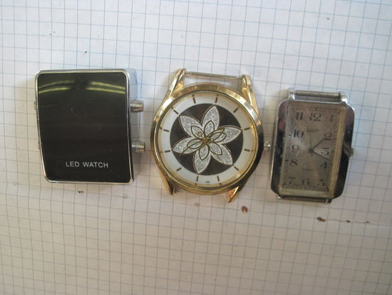 Часы кварцевые 3 шт. с рубля!