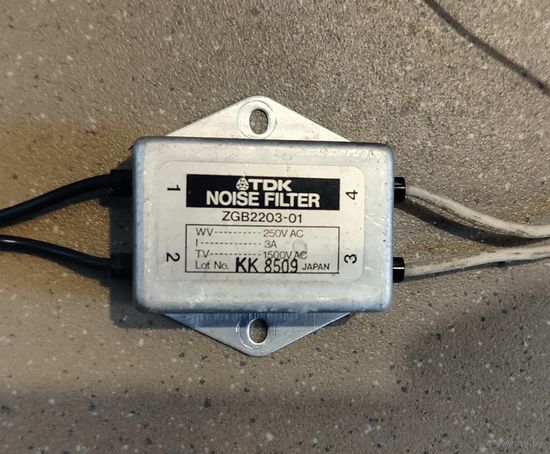 Помехоподавляющий фильтр TDK,  ZGB2203-01.
