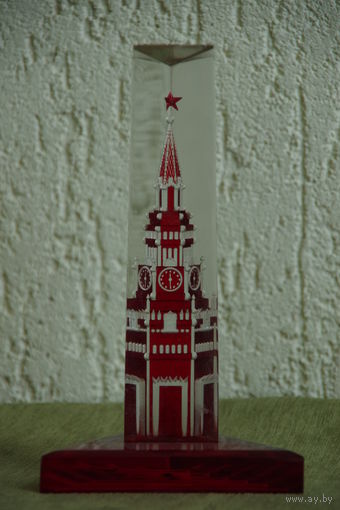 Супенир из СССР    21,8 см    ( целый )