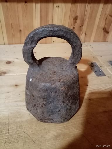 Гиря старинные 14 кг. Кузнечная
