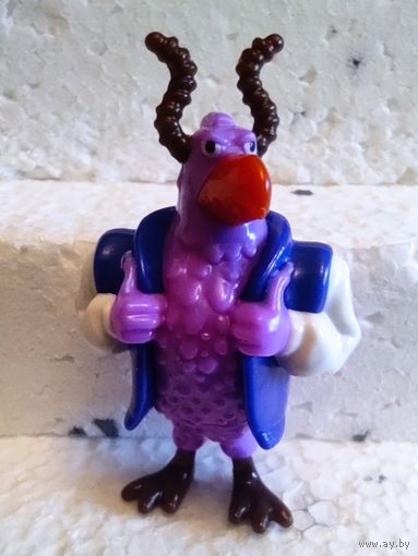 Фигурка "Киндер".