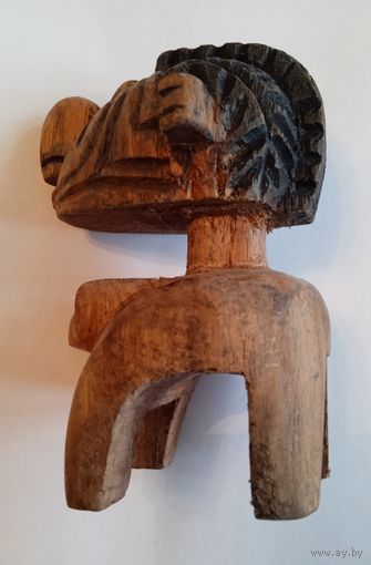 Фигурка. Дерево. Африка. Гвинея. С утратами.