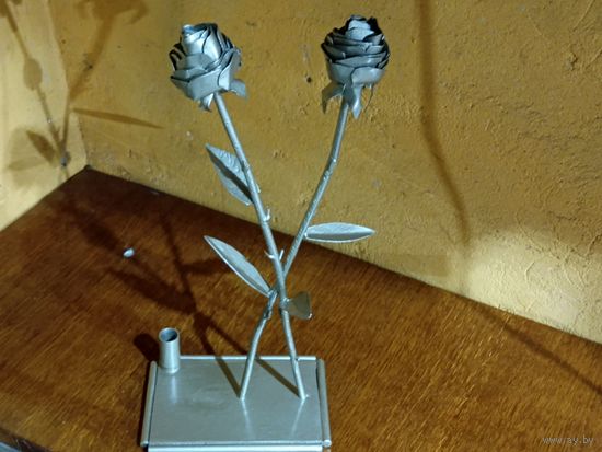 Кованая роза