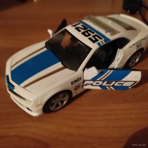 Модель Шевроле Камаро