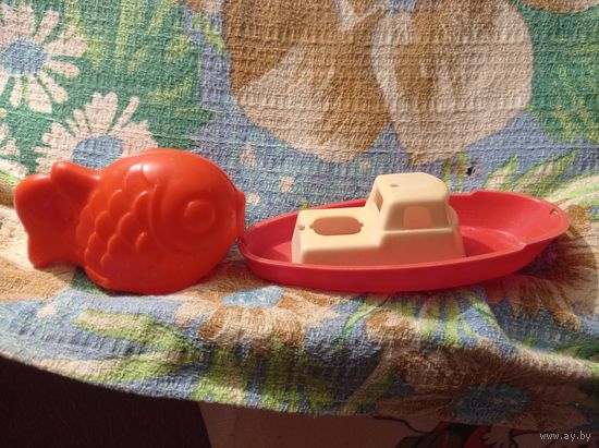 Игрушки СССР, кораблик, рыбка