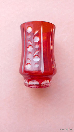 Стакан. Цветное красное стекло.