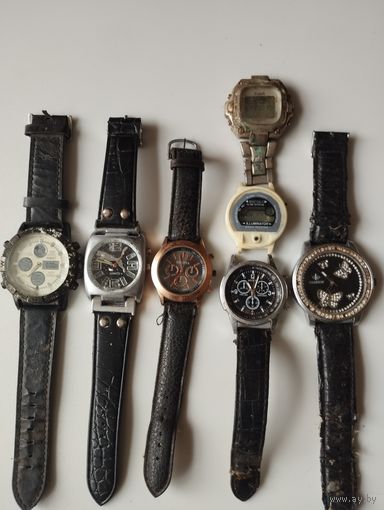 Часы наручные кварцевые и электронные. Лот целиком