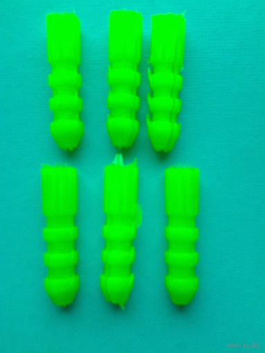 Шесть Дюбелей (9 мм) - Одним Лотом.