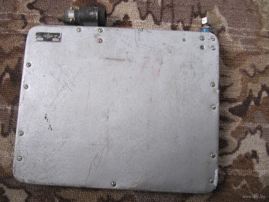 Парашютный килородный прибор кп-23, встроен.манометр, редуктор,баллоны 1975 год.