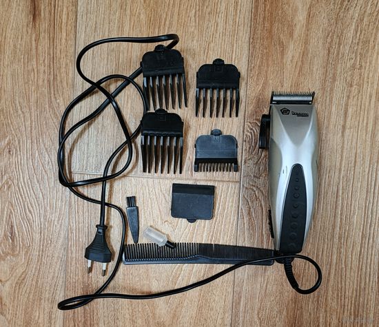 Машинка для стрижки волос